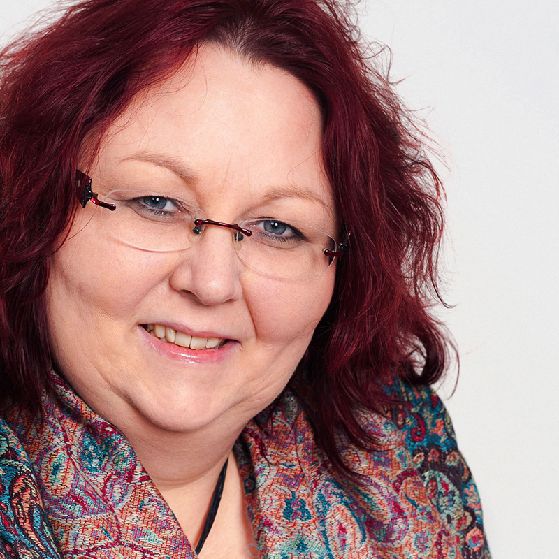 Regina, Head of IT Business Process